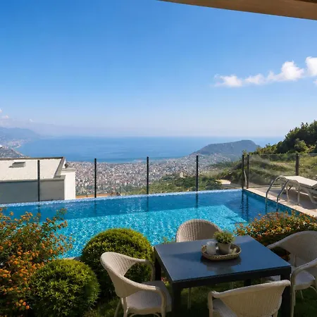 Muestakil Tepe * Alanya